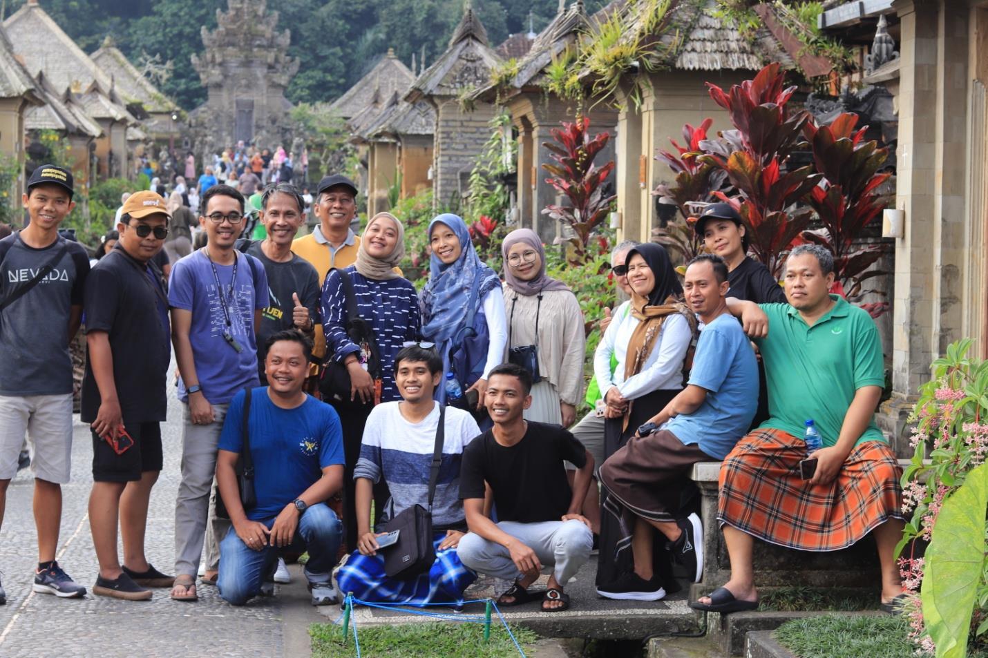 Overland Jogja Bali
