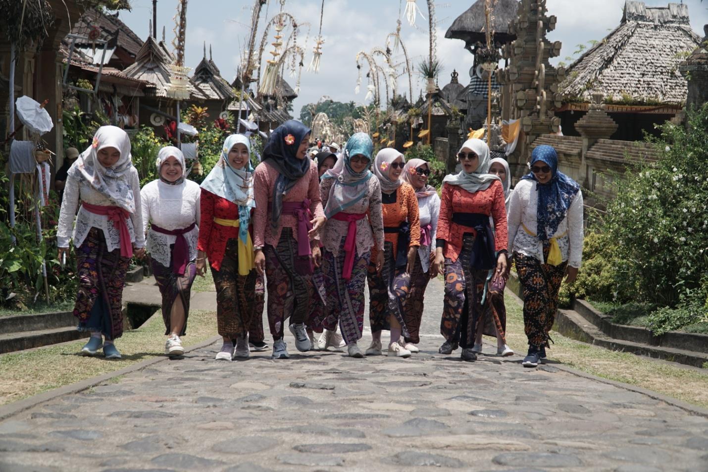 Keseruan Tour